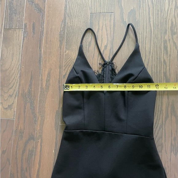 ASTR THE LABEL NEW PEEKING LACE BODYCON HALTER DRESS SIZE  XS - Picture 15 of 15